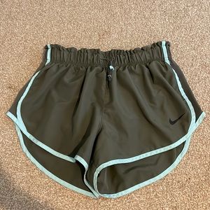 Women nike shorts in great condition
